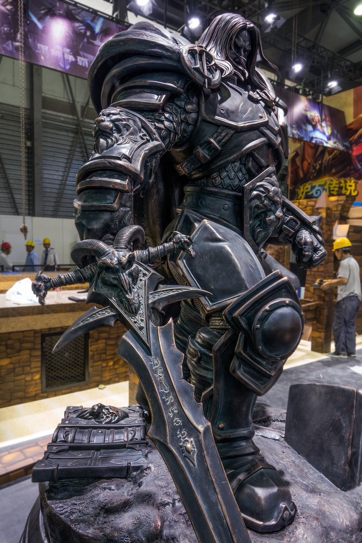 Estátua do Arthas na ChinaJoy 2019 - 03